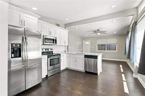 7301 51st Avenue, St Petersburg FL - photo 7 of 44