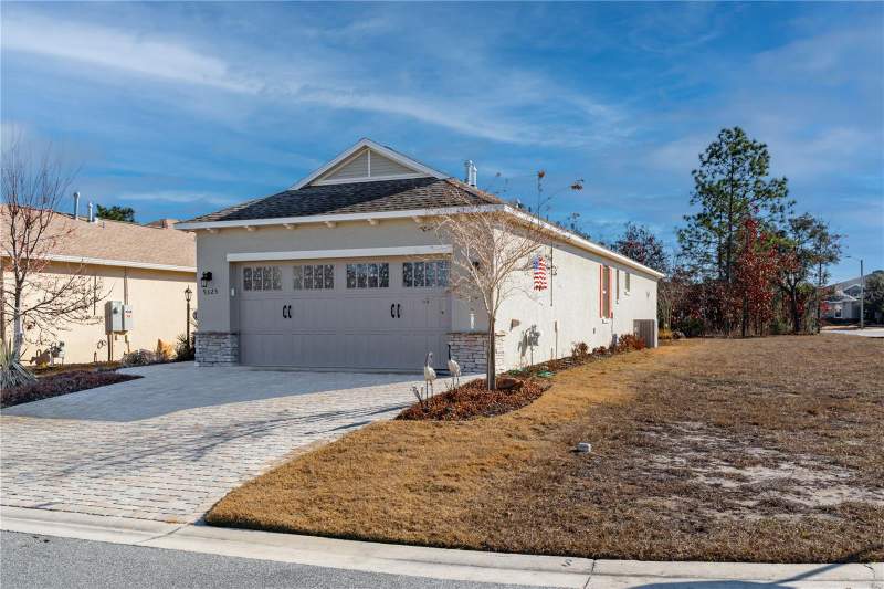 2 bedroom Single Family Residence at 9325 SW 106th Avenue, On Top Of The World, Ocala — photo 2