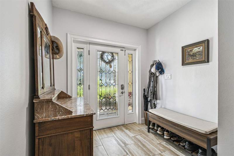 4 bedroom Townhouse at 6331 Sunset Bay Circle, Sunset Bay Twnhms, Apollo Beach — photo 4