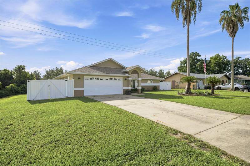 3 bedroom Single Family Residence at 2891 SW 140th Loop, Marion Oak 01, Ocala — photo 2