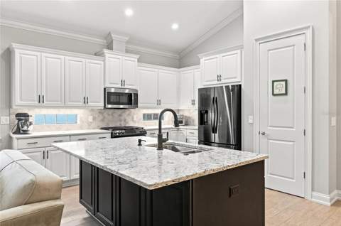 7851 Lake James Boulevard, Lakeland FL - photo 23 of 80