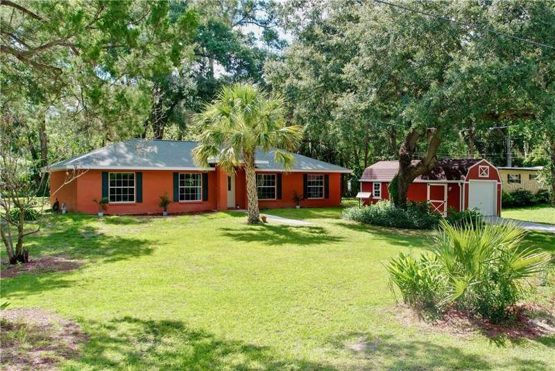 3 bedroom Single Family Residence at 130 N Hawthorne Drive, Inglis, Inglis — photo 4