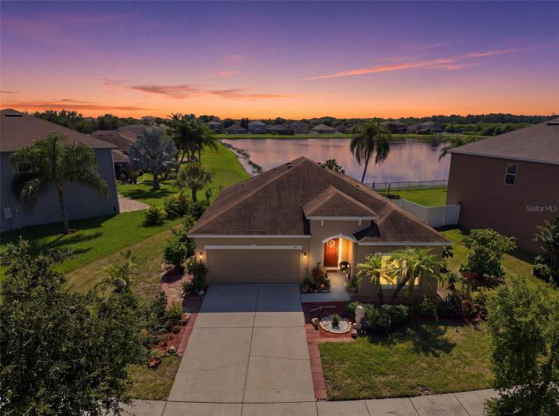 803 PARKER DEN DRIVE home for sale in Bahia Lakes