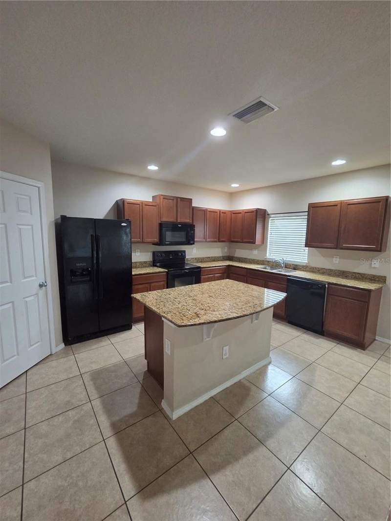 2 bedroom Townhouse at 4617 Somerset Hill Lane, Magnolia Park Central Ph B, Riverview — photo 4