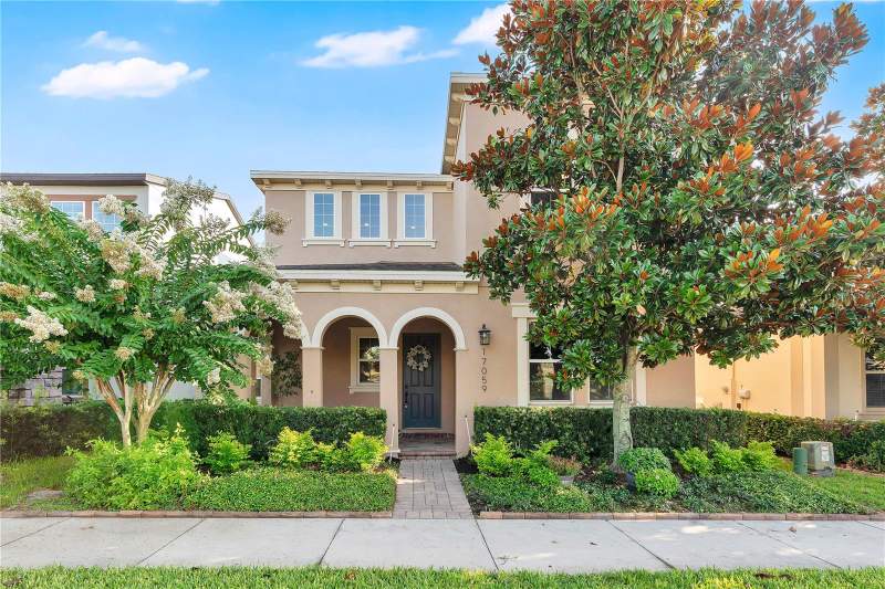 4 bedroom Single Family Residence at 17059 HARBOR OAK PARKWAY, WATERSIDE/JOHNS LAKE PH 2A, WINTER GARDEN — photo 1