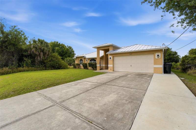 3 bedroom Single Family Residence at 2637 Courtland Avenue, Port Charlotte Sub 19, North Port — photo 5