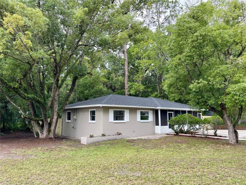 3 bedroom Single Family Residence at 1715 NE 6th Place, Jeru Park, Gainesville — photo 3