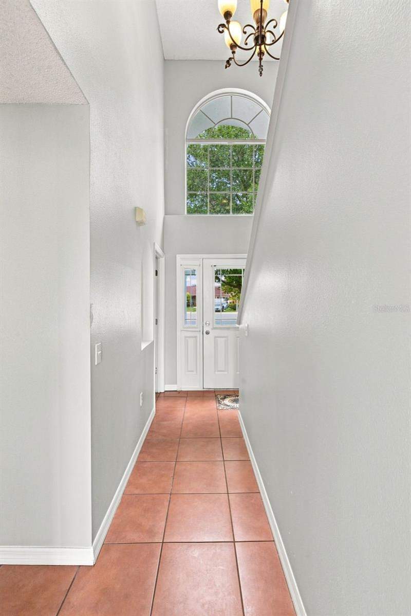 3 bedroom Single Family Residence at 621 Juillac Way, Poinciana Village 5 Nbhd 1, Kissimmee — photo 4