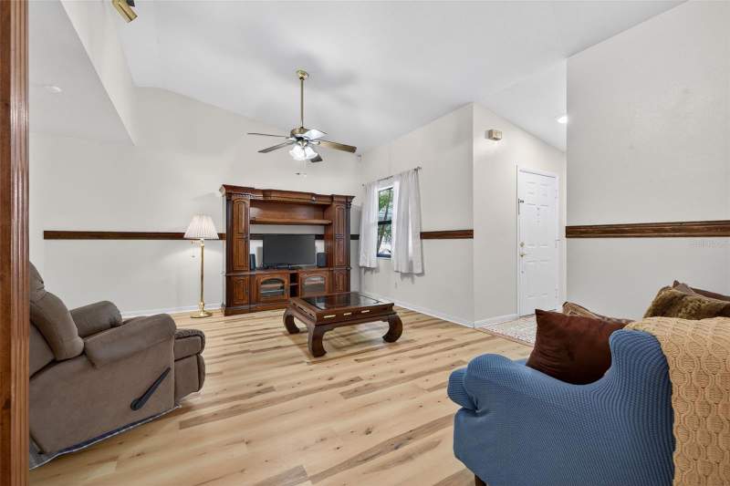 2 bedroom Single Family Residence at 7016 2nd Street, Bryant Geo W Sub, St Petersburg — photo 5