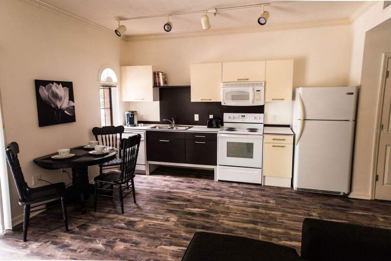 Lofts At West University