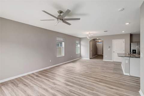 17038 Wave Tressle Place, Wimauma FL - photo 11 of 47
