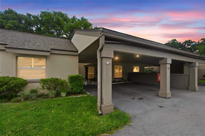 520 WINDMEADOWS STREET #520 home for sale in Windmeadows Village