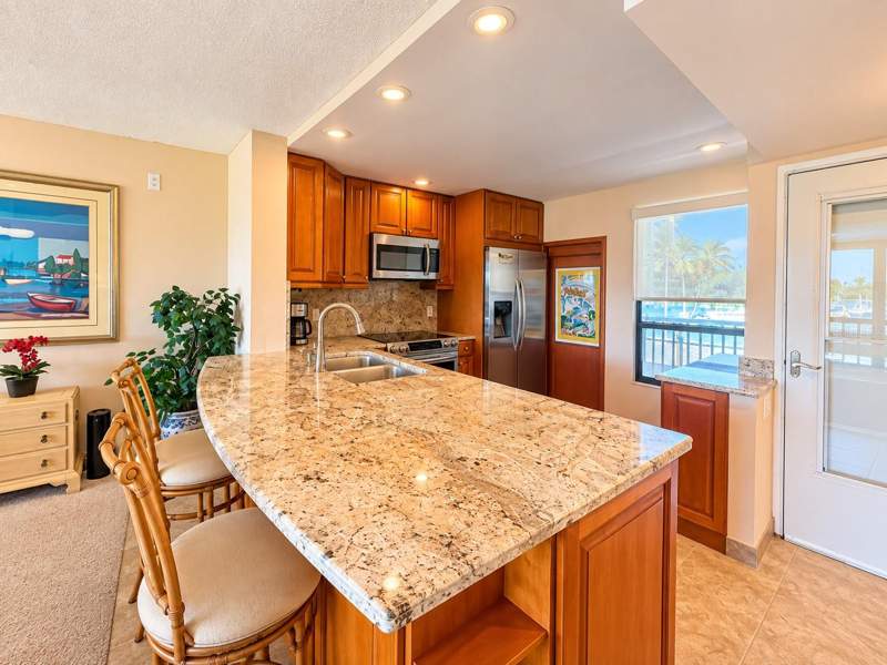 1 bedroom Condominium at 2620 Cove Cay Drive #306, Cove Cay 26-20 Village II, Clearwater — photo 3