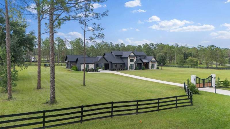5 bedroom Single Family Residence at 23741 RIDGE LINK ROAD, LAKEWOOD RANCHES SUB, EUSTIS — photo 2