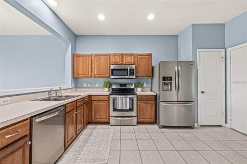 4879 Pond Ridge Drive, Riverview FL - photo 11 of 57