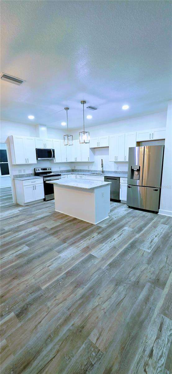 3 bedroom Single Family Residence at 350 NE 20th Terrace, New Gv Wards Rep, Gainesville — photo 2