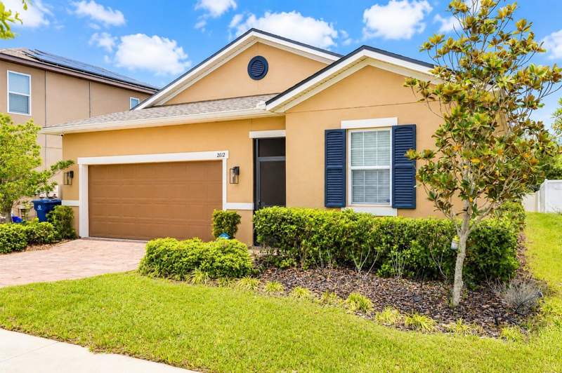 4 bedroom Single Family Residence at 2012 Sloans Outlook Drive, Groveland Sunrise Ridge, Groveland — photo 2