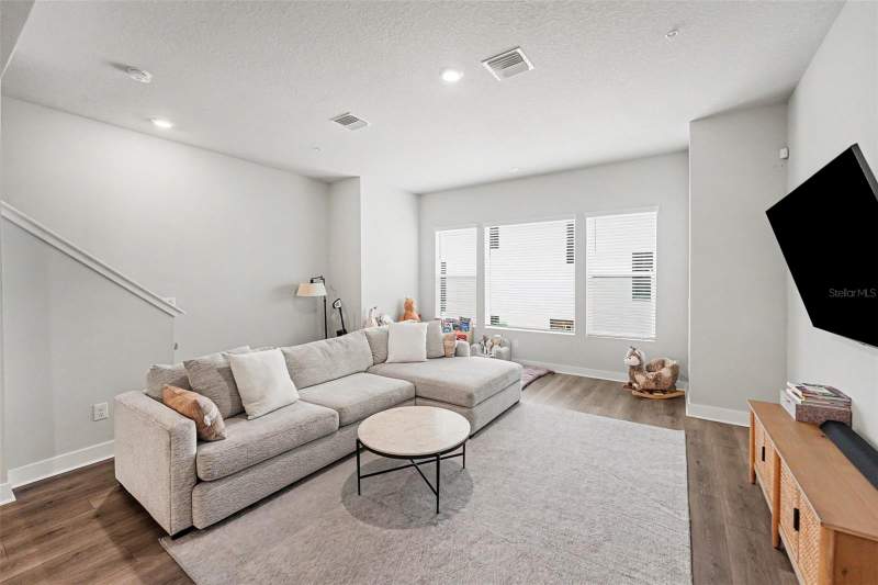 3 bedroom Townhouse at 2511 N Grady Avenue #50, Westshore Village Twnhms, Tampa — photo 4