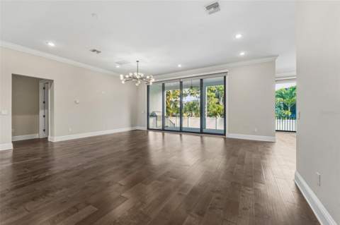 481 W Davis Boulevard, Tampa FL - photo 13 of 77