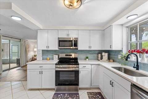 10914 Oakdale Avenue, Port Richey FL - photo 21 of 54