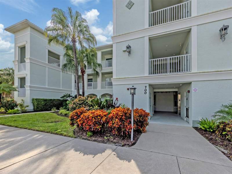 2 bedroom Condominium at 700 Gardens Edge Drive #721, Magnolia Park Ph 2, Venice — photo 2