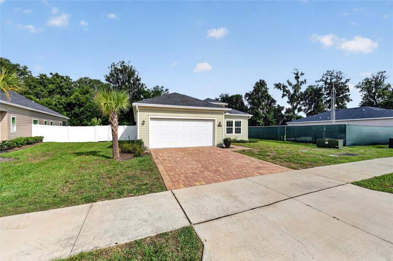 3 bedroom Single Family Residence at 1700 NW 44th Court Road, Heath Preserve Ph 1 & 2, Ocala — photo 3