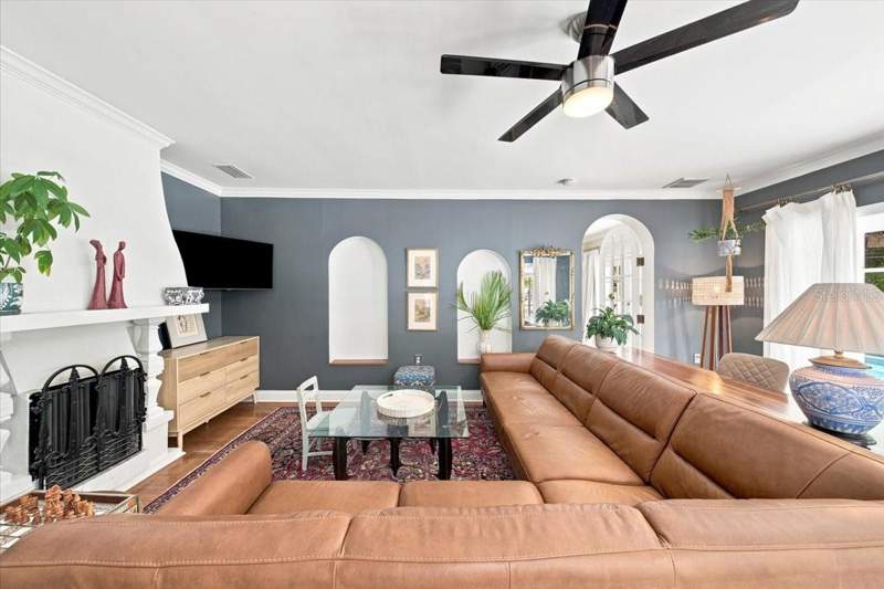 4 bedroom Single Family Residence at 222 26TH AVENUE, BEARD & DEBNAMS ADD, ST PETERSBURG — photo 4