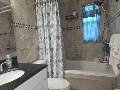 7051 Vallejo Way, New Port Richey FL - photo 14 of 24