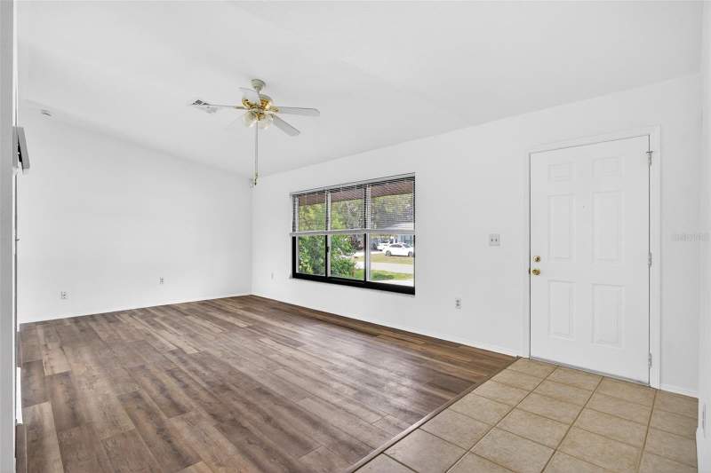2 bedroom Single Family Residence at 141 Avens Street, Port Charlotte Sec 008, Port Charlotte — photo 2