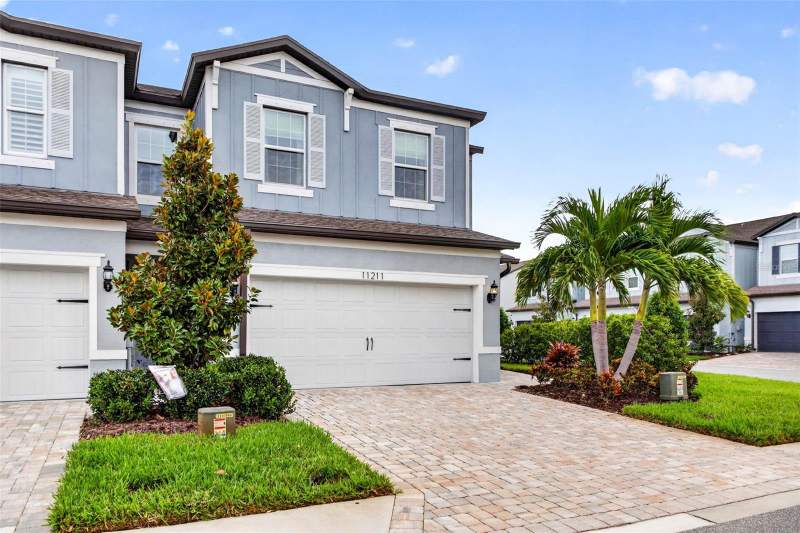 3 bedroom Townhouse at 11211 Beach Walk Way, Shoreline Rep, St Petersburg — photo 3
