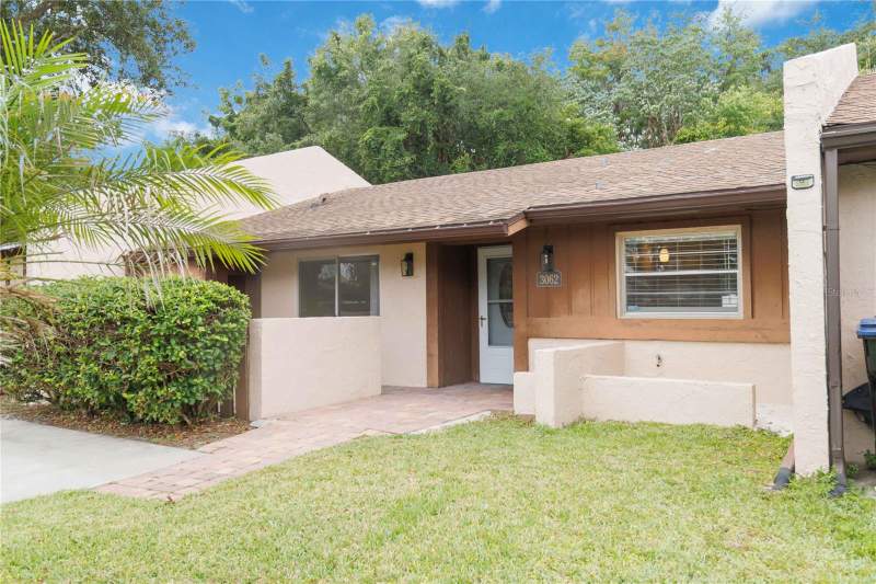 2 bedroom Townhouse at 3062 Stonecastle Road, Royal Manor Villas, Orlando — photo 4