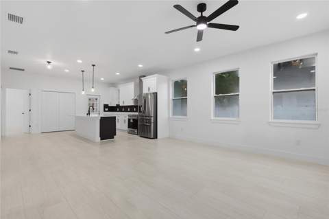 926 11th Avenue, St Petersburg FL - photo 6 of 41
