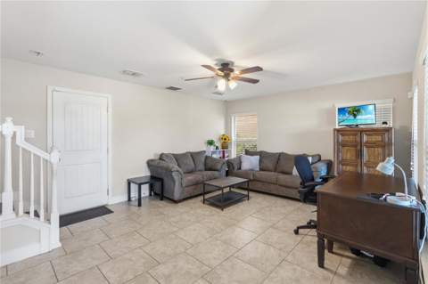 10546 Green Ivy Lane, Orlando FL - photo 9 of 51
