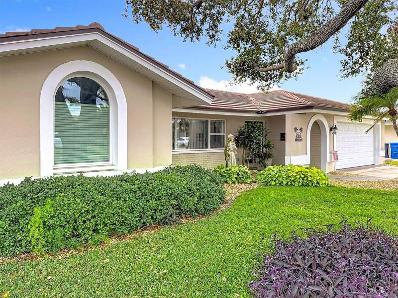 3 bedroom Single Family Residence at 3828 48th Avenue, Maximo Moorings, St Petersburg — photo 5