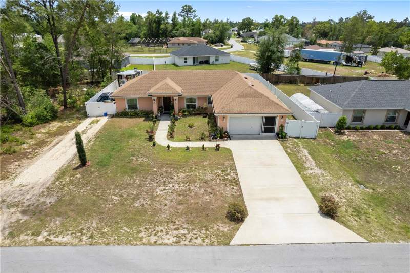 3 bedroom Single Family Residence at 4406 SW 152nd Street, Marion Oaks, Ocala — photo 2