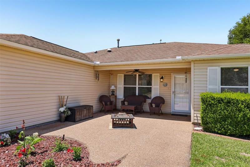 3 bedroom Single Family Residence at 1000 Kenova Avenue, Villages Of Sumter, The Villages — photo 3