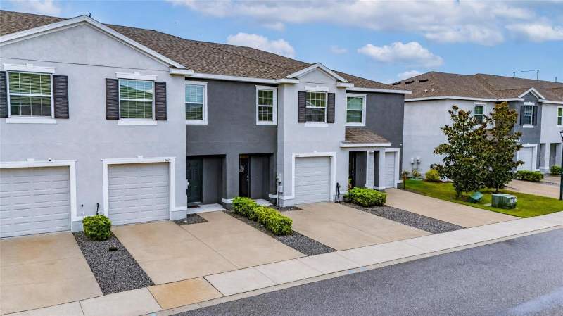 3 bedroom Townhouse at 8669 Falling Blue Place, Eagle Palm Ph 3B, Riverview — photo 3