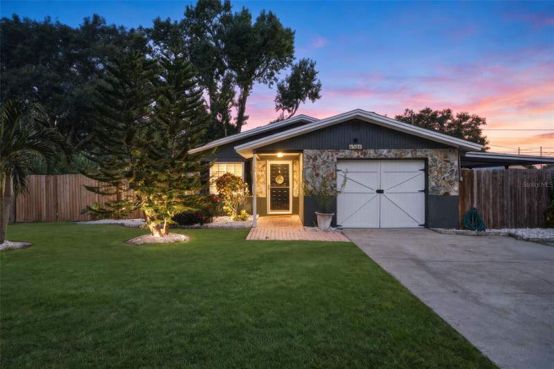 8536 QUAIL ROAD home for sale in Cross Bayou Estates