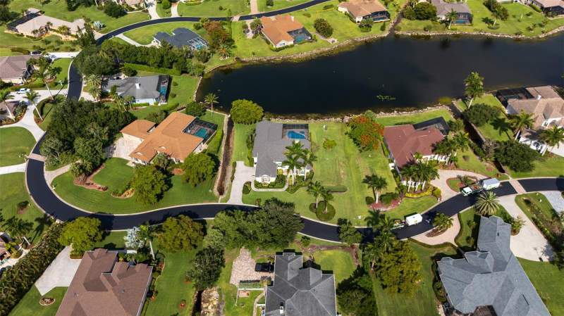 4 bedroom Single Family Residence at 15220 Blackhawk Drive, Blackhawk Sub, Fort Myers — photo 5