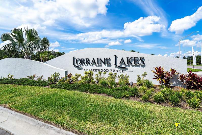 3 bedroom Single Family Residence at 15214 Serene Shores Loop, Lorraine Lakes Ph Iib-3 & Iic, Lakewood Ranch — photo 2