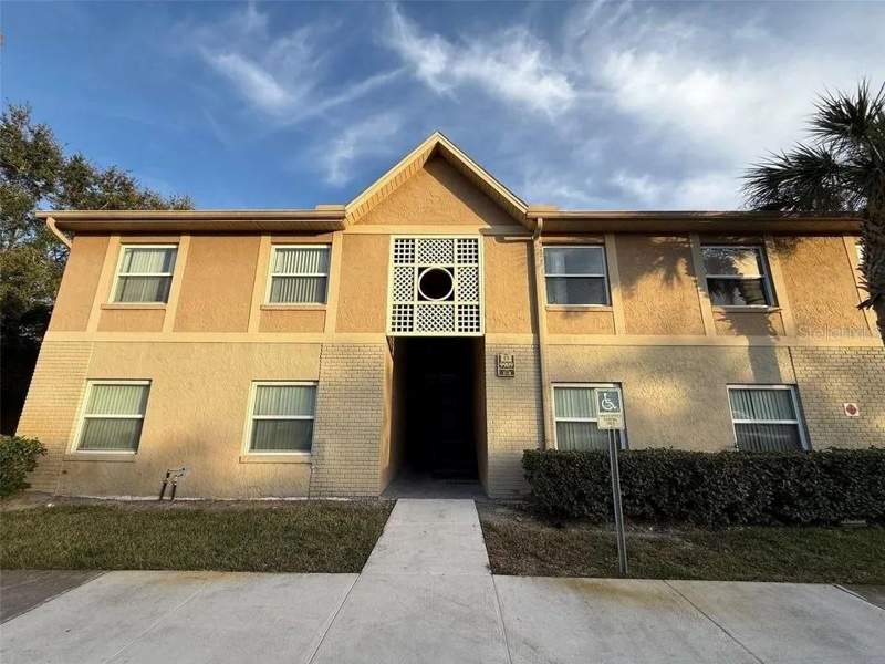 9909 SWEEPSTAKES LANE #4 home for sale in Hawthorne Village