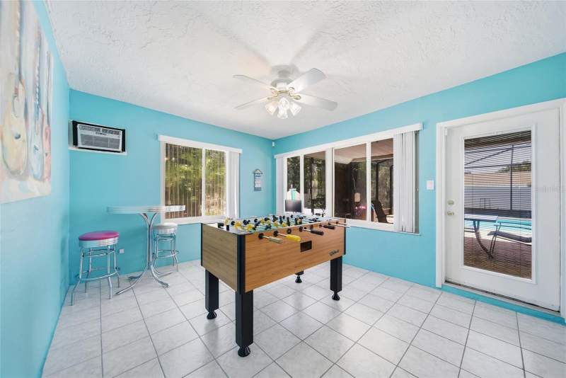 5 bedroom Single Family Residence at 1403 Garden Avenue, Sunset Hills 4th Add, Tarpon Springs — photo 4