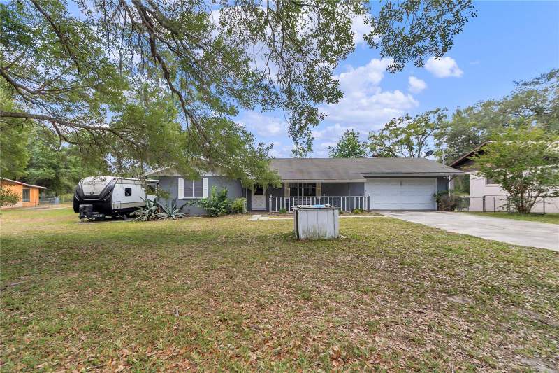 2 bedroom Single Family Residence at 16738 SE 63 Lane, Woods & Lakes, Ocklawaha — photo 2