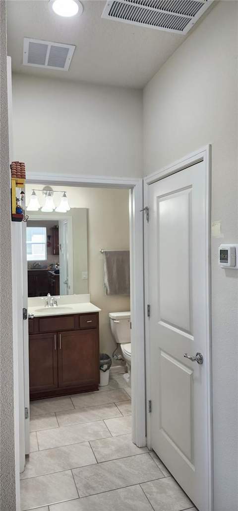1823 Spring Shower Cir, Kissimmee FL - photo 17 of 38