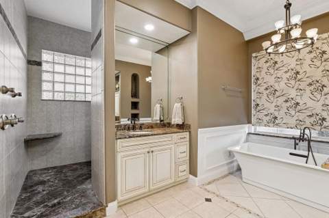 1066 Ceasars Ct, Mount Dora FL - photo 12 of 38