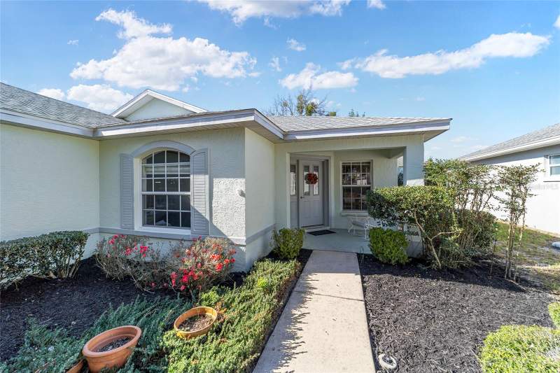 2 bedroom Single Family Residence at 9686 SW 92nd Place Road, On Top Of The World - Providence, Ocala — photo 2