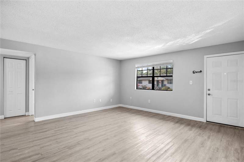 2 bedroom Condominium at 205 Poinsettia Pine Court #201, Renaissance Villas Condo, Tampa — photo 2