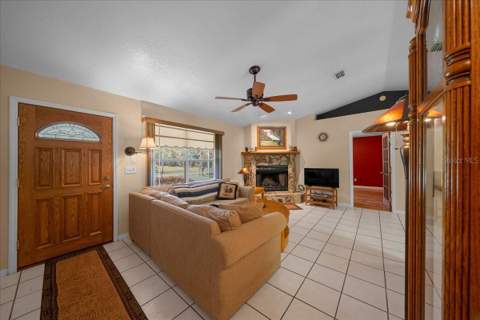 8891 SW 135th Avenue, Dunnellon FL - photo 8 of 53