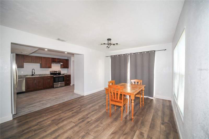 4 bedroom Condominium at 331 Amherst Avenue #56, Fairway Oaks, Sarasota — photo 4
