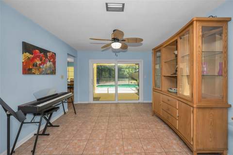 520 Sandy Hook Road, Palm Harbor FL - photo 11 of 76